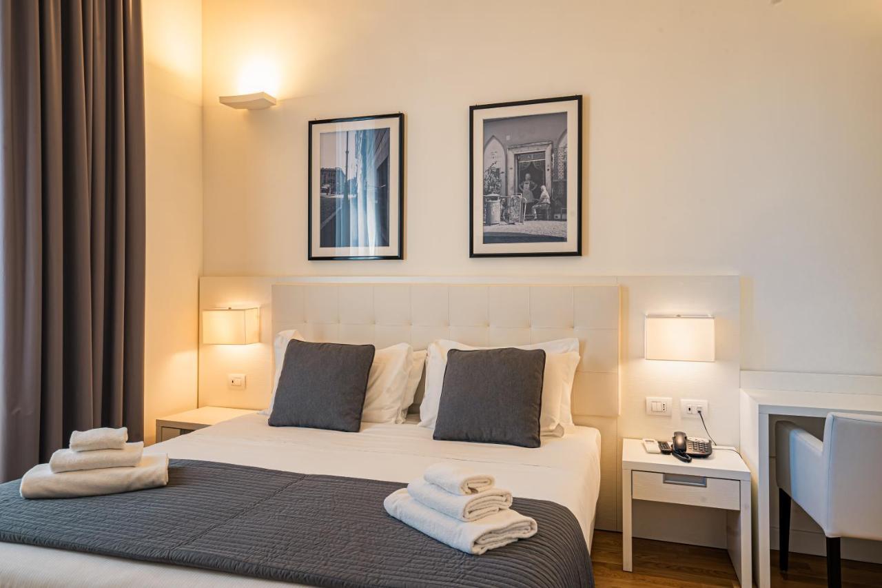 Capitals Luxury River Otel Roma Dış mekan fotoğraf